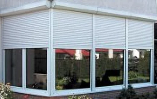 Защитная роллета