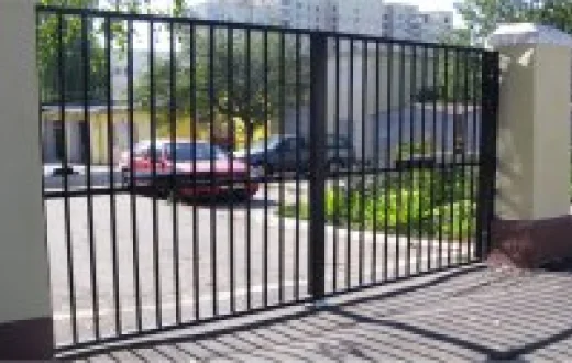 Распашные ворота