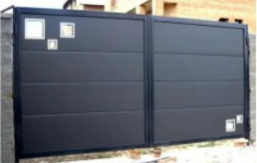 Распашные ворота