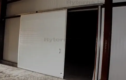 подвесные ворота